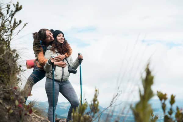 Fotografia de Trekking em Preto e Branco: Aprofundando o Mistério da Natureza